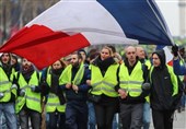 Yellow Vests Join Hundreds for Anti-Racism March in Paris (+Video)