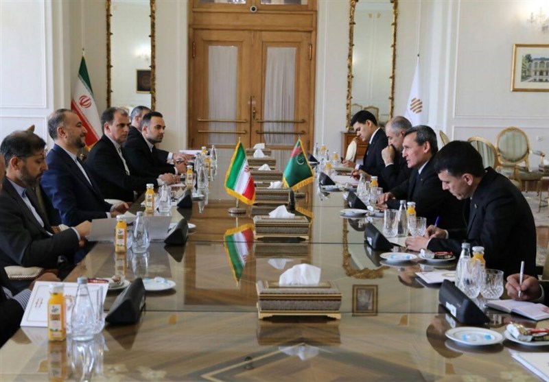 Iran, Turkmenistan Move to Broaden Cooperation