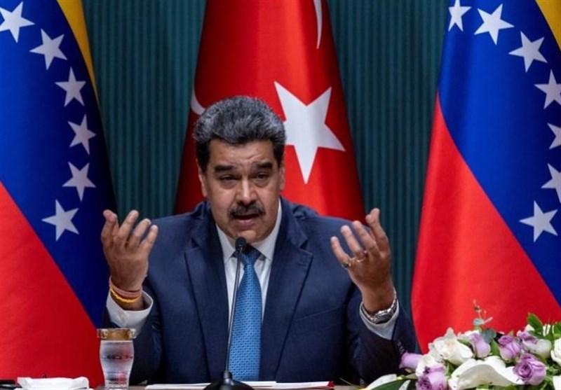 مادورو: سفرم به منطقه یک اقدام راهبردی بود