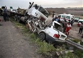 تصادف زنجیره‌ای در کرمانشاه با 4 کشته و 6 مصدوم