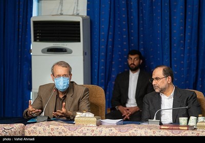 مخبر دزفولی و علی لاریجانی در جلسه شورای عالی انقلاب فرهنگی