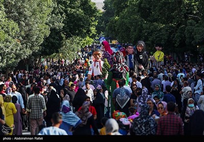 مراسم افتتاحیه بیست و هفتمین جشنواره بین المللی تئاتر کودک و نوجوان همدان