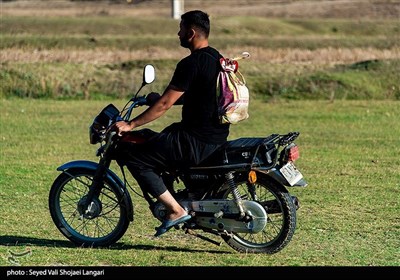 زمین فوتبال گَت چمن - مازندران