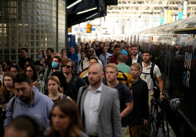 Britain Hit by Latest Rail Strikes in London