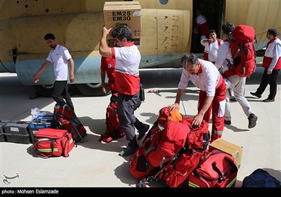 ورود اولین کاروان کمک های هلال احمر ایران به افغانستان