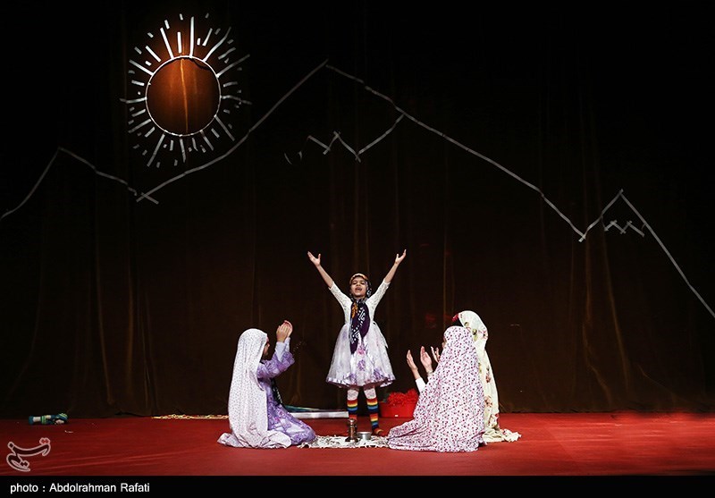 جشنواره بین‌المللی تئاتر کودک ـ همدان|جشنواره تئاتر ‌فرصتی برای محک نسل جدید است