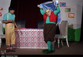 جشنواره بینالمللی تئاتر کودک ـ همدان| هنرمندان ترکیه به روی صحنه میروند/ اجرای 16 نمایش در روز چهارم