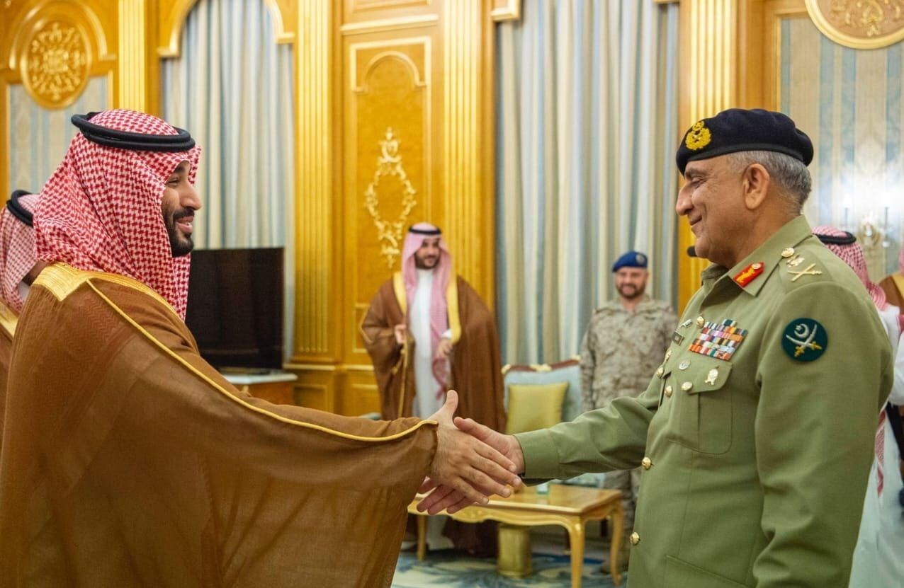 استقبال محمد بن سلمان از فرمانده ارتش پاکستان