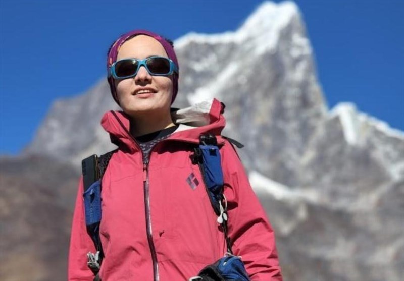 Hesamifard Becomes First Iranian Woman to Conquer K2