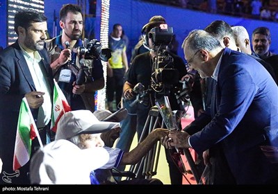 حضور علیرضازاکانی شهردار تهران در جشنواره‌های اوقات فراغت و فعالیت‌های ورزشی محلات شهر تهران