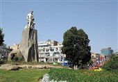 واکنش عضو شورای شهر تهران به آسیب وارد شده به مجسمه فردوسی