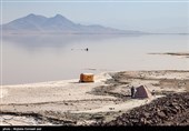 &quot;دریاچه ارومیه&quot; را از احتضار کامل در فصل زمستان نجات دهید!
