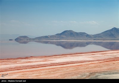 وضعیت قرمز دریاچه ارومیه