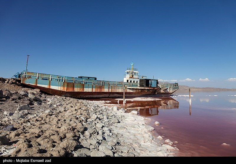 مرتضوی: 215 میلیارد تومان به احیای دریاچه ارومیه اختصاص یافت