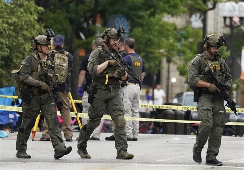 6 Killed at 4th of July Parade Shooting in US (+Video)