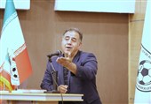 خسروی: سیستم VAR‌ برای فوتبال ایران دردسرساز شده است/ قضاوت هر بازی باید 50 میلیون تومان باشد