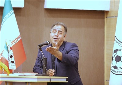  خسروی: سیستم VAR‌ برای فوتبال ایران دردسرساز شده است/ قضاوت هر بازی باید ۵۰ میلیون تومان باشد 