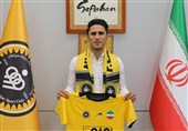 تمدید قرارداد علی‌محمدی با باشگاه سپاهان