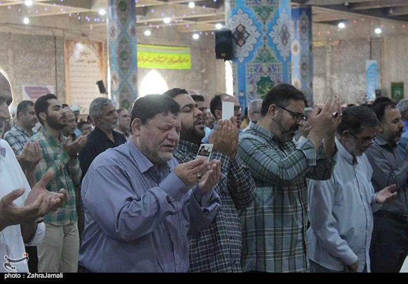 برپایی نماز عید قربان در کاشان به روایت تصویر