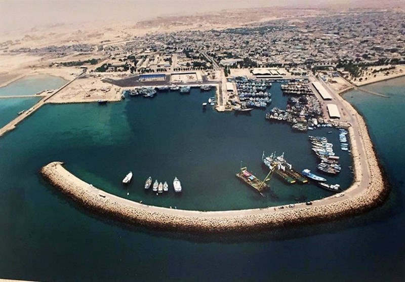 اجرای طرح‌های توسعه بندر دیر برای افزایش صادرات به قطر/ 4 اسکله جدید در دست ساخت است