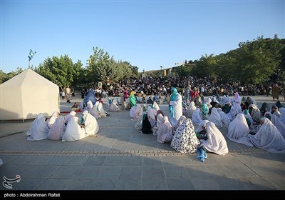 بازسازی واقعه غدیرخم در باغ موزه دفاع مقدس همدان