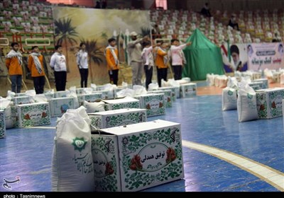  توزیع بسته‌های معیشتی سپاه به مناسبت شب یلدا 