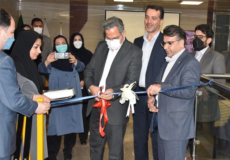 نمایشگاه دائمی آثار مددجویان بهزیستی در 4 ایستگاه مترو مشهد افتتاح شد