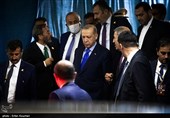 خروج رجب طیب اردوغان رئیس جمهور ترکیه از محل برگزاری کنفرانس خبری اجلاس سه جانبه  آستانه