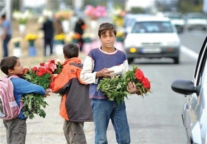 کودکانی که بی‌دلیل آواره خیابان‌ها نشده‌اند / سنگینی بار زندگی بر شانه‌های نحیف کودکان کار 3