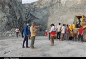 ادامه تلاش‌ها برای نجات کارگران محبوس در معدن &quot;ارزوئیه&quot; + تصویر