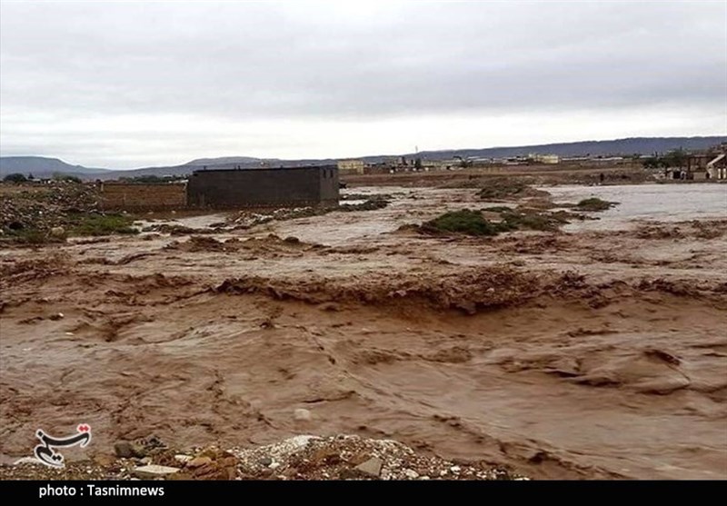 آخرین وضعیت بارندگی در استان فارس|طغیان رودخانه‌های فصلی/ تخلیه ‌منازل برخی مناطق داراب/ احتمال خسارت به بخش کشاورزی