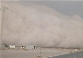 طوفان جنوب استان کرمان را درنوردید/ کاهش دید افقی به کمتر از 10 متر