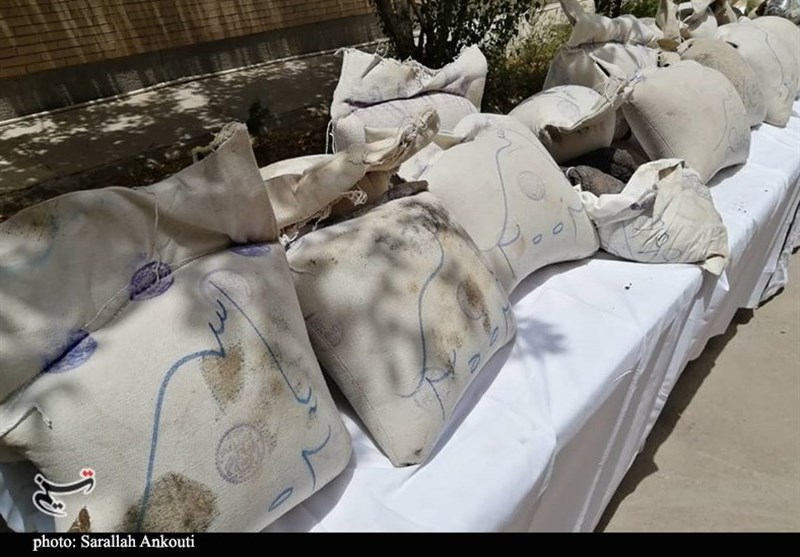 کشف 130 کیلوگرم مواد مخدر در محورهای مواصلاتی استان بوشهر