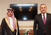 گفت‌وگوی وزرای خارجه عربستان و ترکیه در مورد تحولات منطقه‌ای