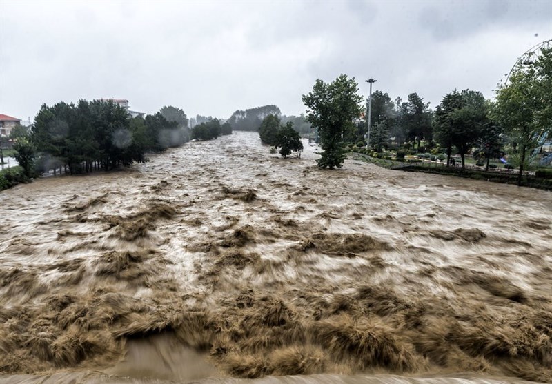 وقوع سیلاب در 6 شهرستان چهارمحال و بختیاری / خسارات تشدید شد / عشایر منطقه بیشترین آسیب را متحمل شدند + فیلم