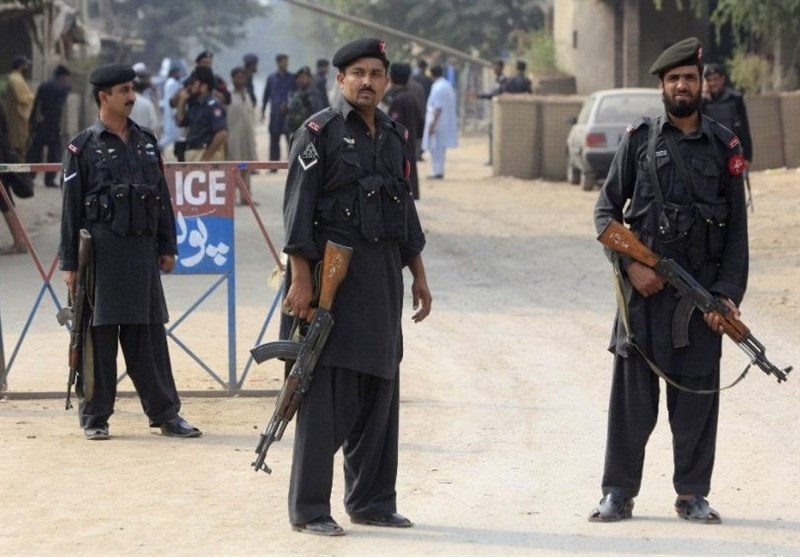 بازداشت گروهی 244 شهروند افغان توسط نظامیان پاکستان