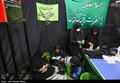 کارگاه دوخت ،بسته بندی لباس شیرخوارگان حسینی و چادر متبرک حضرت رقیه (س) در قزوین