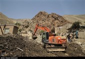 استاندار خوزستان: مشکلات مردم مناطق سیل‌زده برطرف شود