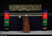اولین شب عزاداری محرم  با حضور رهبر معظم انقلاب در حسینیه امام امام خمینی(ره)