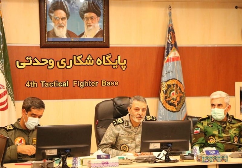 بازدید فرمانده کل ارتش از پایگاه هوانیروز در خوزستان + تصویر