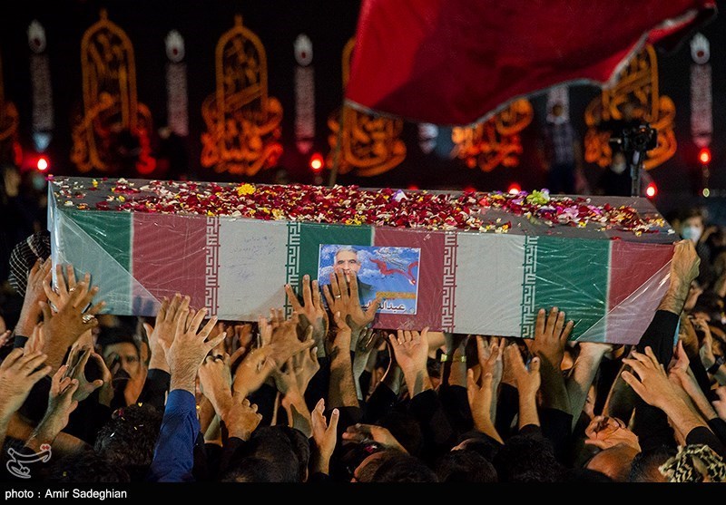 مراسم عزاداری شب هشتم محرم در هیئت رهپویان وصال شیراز
