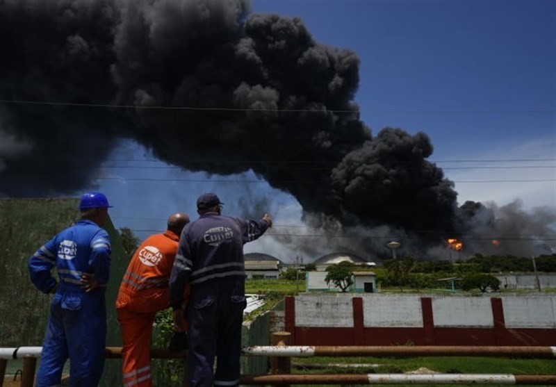 17 Missing, 121 Hurt, One Dead in Fire at Cuban Oil Facility