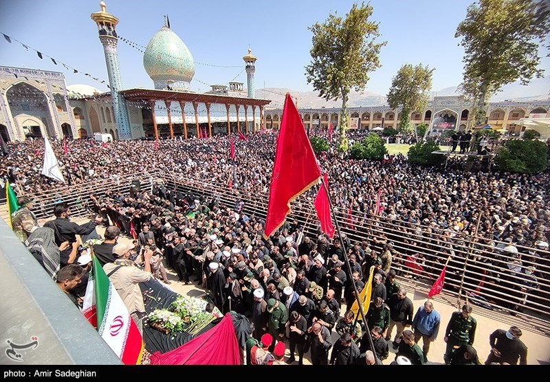 حضور مردم شیراز در تشییع شهید اسکندری حرکت‌های ناهنجار بلوار چمران را خنثی کرد