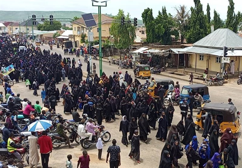 یورش نیروهای امنیتی نیجریه به مراسم عزاداری شیعیان/ 6 شهید و ده‌ها زخمی + فیلم