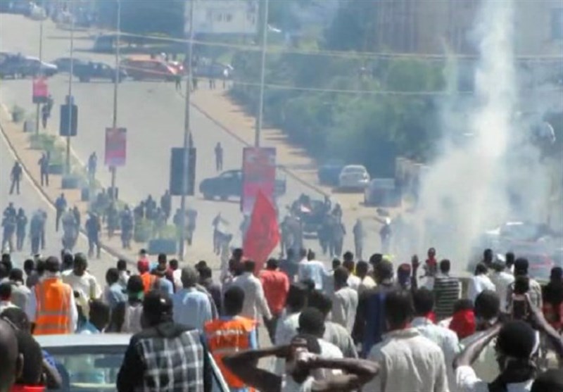 سقوط شهداء برصاص الشرطة النیجیریة خلال قمعها مراسم ذکرى احیاء عاشوراء