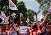 Venezuelans Protest Illegal Seizures of Nation&apos;s Assets, Sanctions