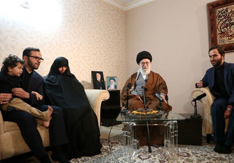 مستند حضور رهبر انقلاب در منزل "شهید همدانی"، برای اولین بار پخش می‌شود