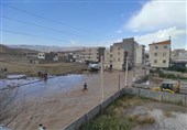 جاری شدن سیل در مناطقی از فیروزکوه/ ستاد مدیریت بحران شهرستان فیروزکوه وضعیت نارنجی اعلام کرد