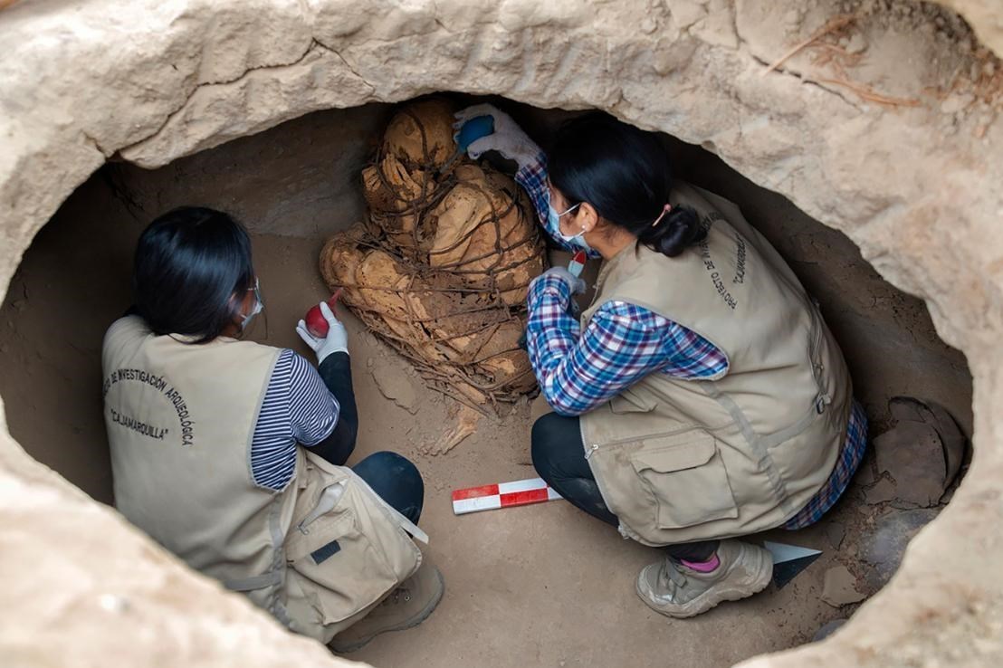 کشف یک مومیایی مرموز ۱۲۰۰ ساله در پرو! + تصاویر