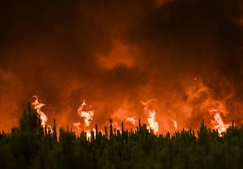 Wildfires Rage Out of Control in Southwest France